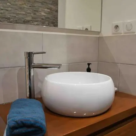 T2 A Fabregas, Proche Des Sablettes Apartmán *